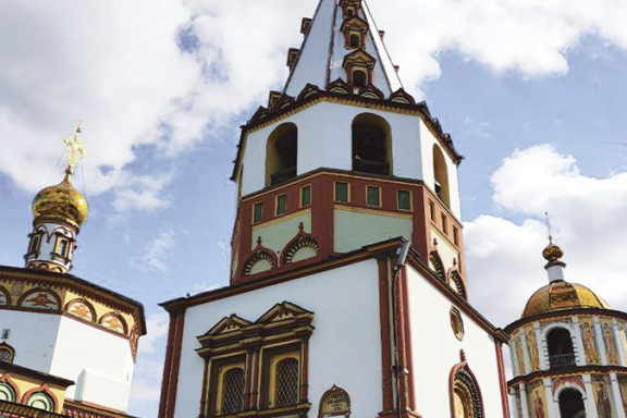 "&Scy;&vcy;&iecy;&tcy;&lcy;&ycy;&jcy; &pcy;&rcy;&acy;&zcy;&dcy;&ncy;&icy;&kcy;"