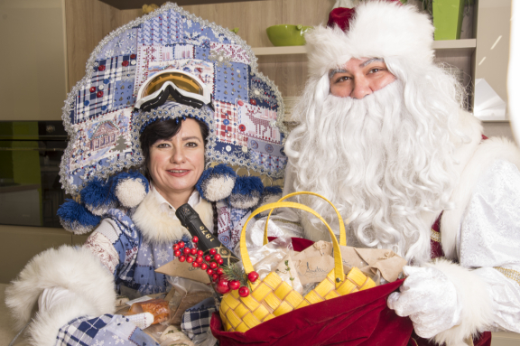 "&IOcy;&lcy;&kcy;&icy;&period; &Ncy;&ocy;&vcy;&ocy;&gcy;&ocy;&dcy;&ncy;&icy;&iecy; &kcy;&acy;&ncy;&icy;&kcy;&ucy;&lcy;&ycy; &icy; &vcy;&kcy;&ucy;&scy;&ncy;&ycy;&jcy; &dcy;&iecy;&scy;&iecy;&rcy;&tcy;"