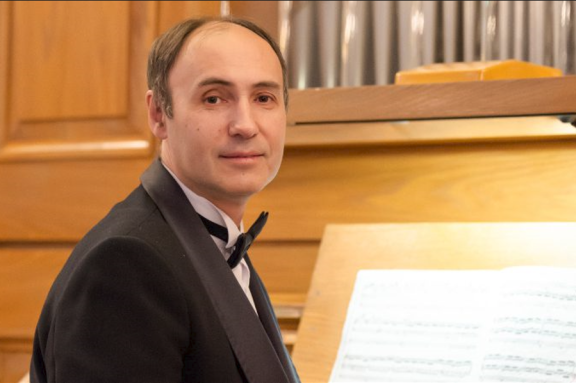 "&Ucy; &Lcy;&ucy;&kcy;&ocy;&mcy;&ocy;&rcy;&softcy;&yacy; &dcy;&ucy;&bcy; &zcy;&iecy;&lcy;&iecy;&ncy;&ycy;&jcy;" &Acy;&bcy;&period;11