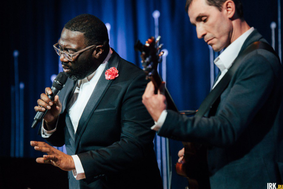 &Kcy;&lcy;&icy;&vcy; &Dcy;&zhcy;&ocy;&ncy;&scy; &lpar;&vcy;&ocy;&kcy;&acy;&lcy;&rpar; &icy; &acy;&ncy;&scy;&acy;&mcy;&bcy;&lcy;&softcy; "&Dcy;&ocy;&kcy;&tcy;&ocy;&rcy; &dcy;&zhcy;&acy;&zcy;"