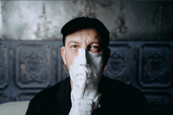 &Scy;&iecy;&rcy;&gcy;&iecy;&jcy; &Bcy;&ocy;&bcy;&ucy;&ncy;&iecy;&tscy;&period; &Bcy;&ocy;&lcy;&softcy;&shcy;&ocy;&jcy; &kcy;&ocy;&ncy;&tscy;&iecy;&rcy;&tcy; &scy; &scy;&icy;&mcy;&fcy;&ocy;&ncy;&icy;&chcy;&iecy;&scy;&kcy;&icy;&mcy; &ocy;&rcy;&kcy;&iecy;&scy;&tcy;&rcy;&ocy;&mcy;