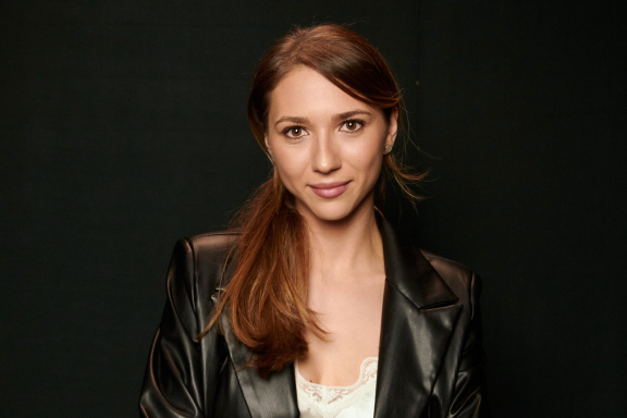 &Ncy;&acy;&dcy;&yacy; &Dcy;&zhcy;&acy;&bcy;&rcy;&acy;&icy;&lcy;&ocy;&vcy;&acy;&period; Stand Up &Icy;&rcy;&kcy;&ucy;&tcy;&scy;&kcy;