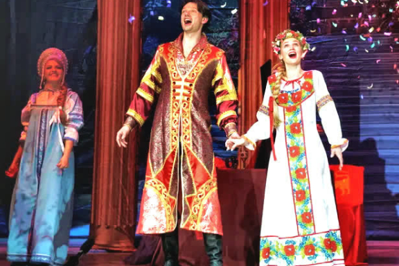Русский детский мюзикл "Аленький цветочек" (Иркутск, КДЦ Орбита)