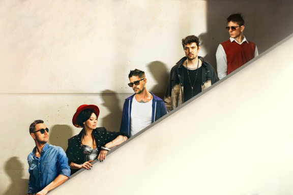 Th&iecy; Hatters &lpar;&SHcy;&lcy;&yacy;&pcy;&ncy;&icy;&kcy;&icy;&rpar;